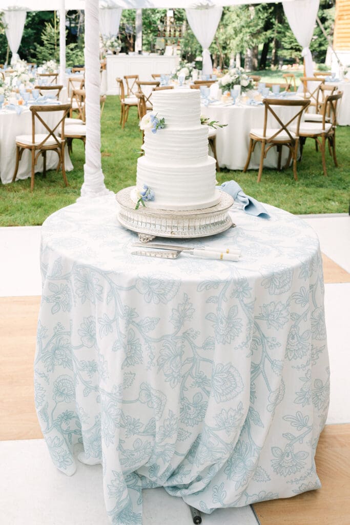 Outdoor wedding | Michigan Wedding Planner