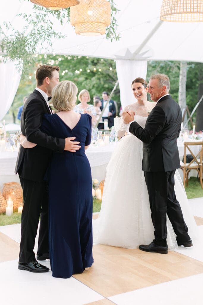 Outdoor wedding | Michigan Wedding Planner