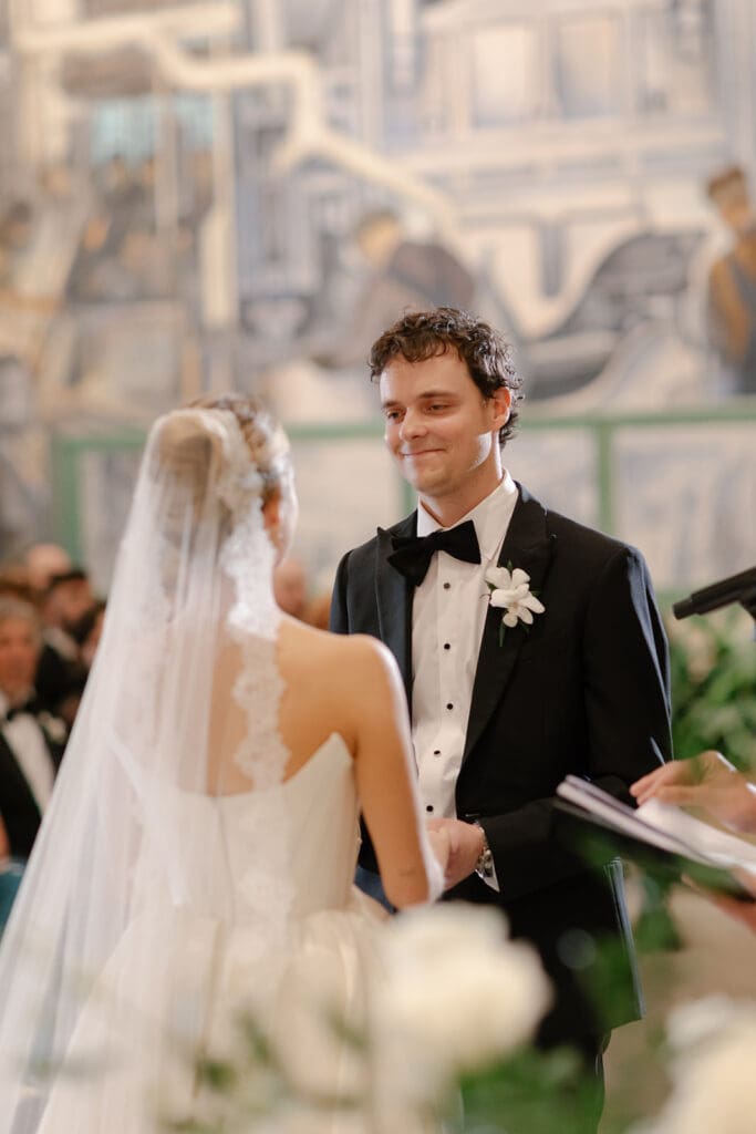 Mi Detroit Institute of Arts in Detroit Michigan. Wedding ceremony