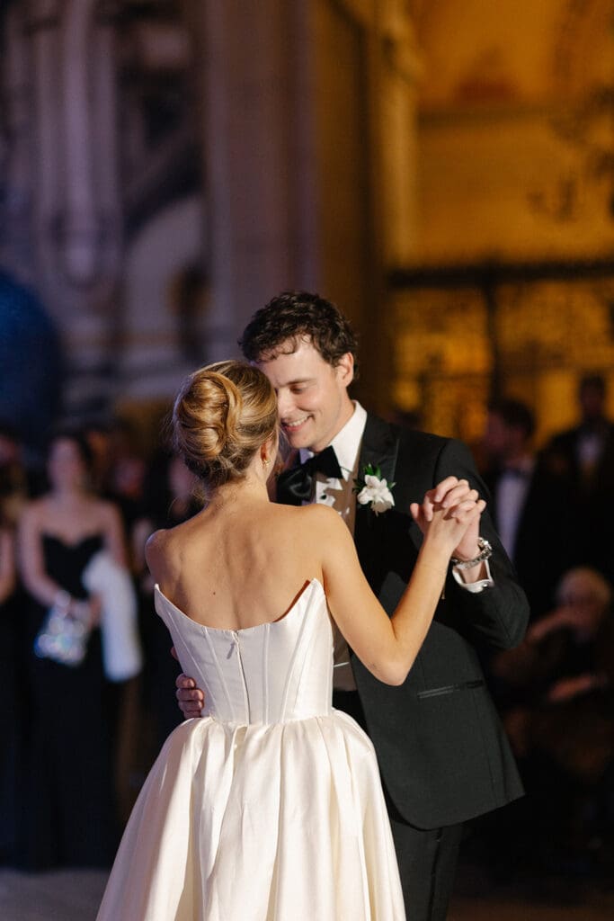 DIA Detroit Michigan Wedding Planner