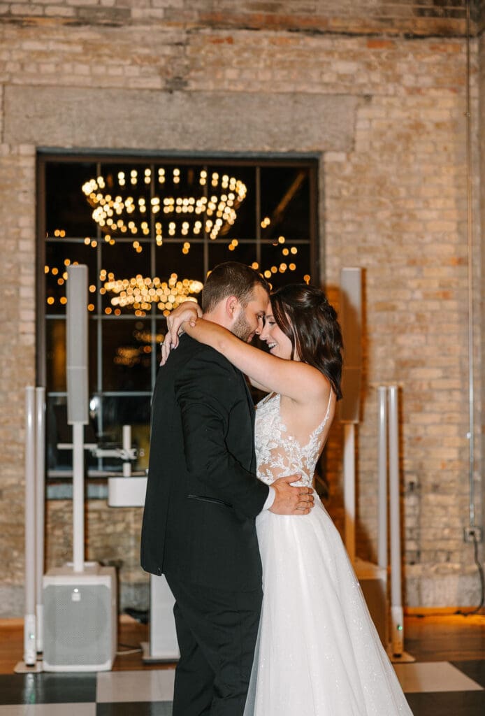 High Five Wedding Grand Rapids Michigan