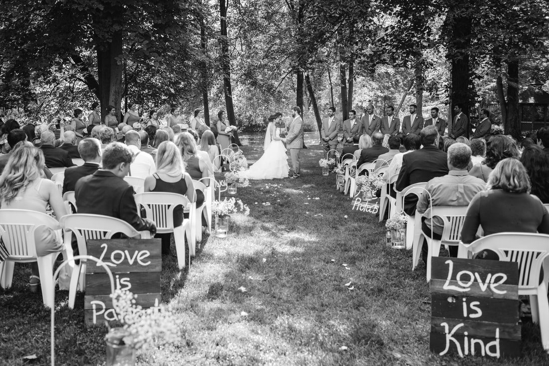 outdoor wedding venue in Michigan